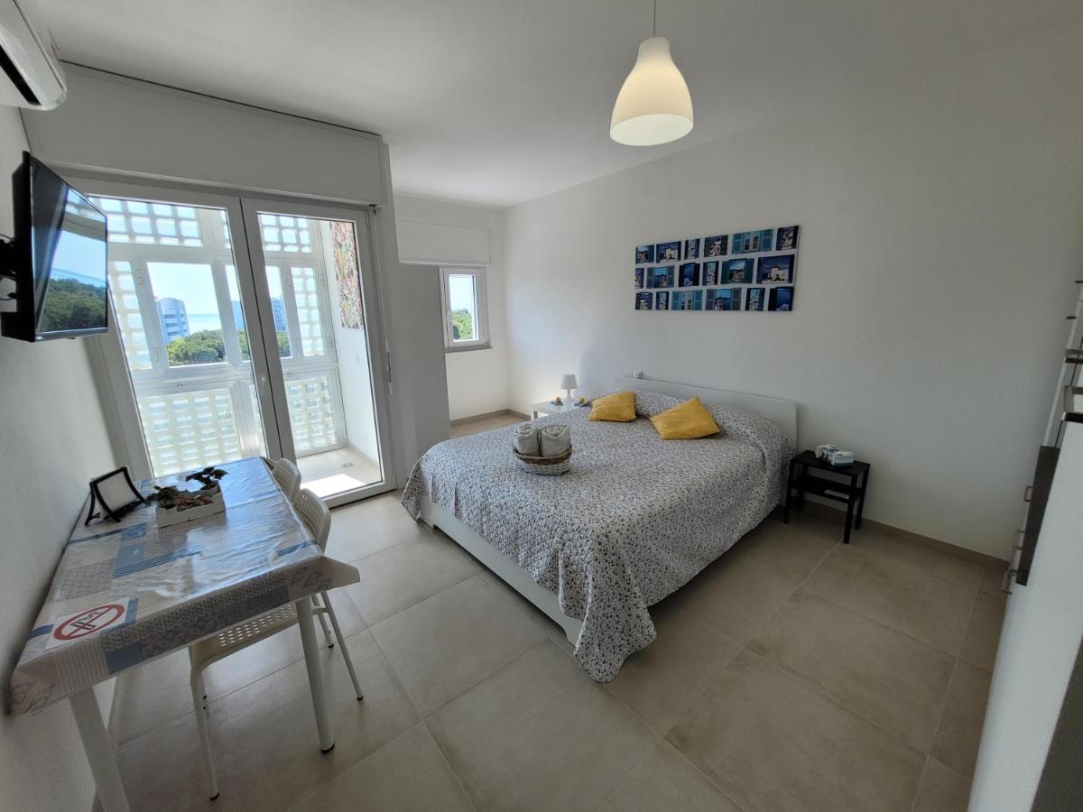 Rosato Double Sea View Apartment Lignano Sabbiadoro Exterior foto